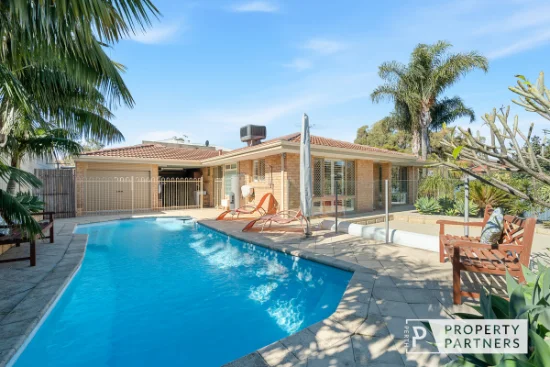 44B Deanmore Road, Scarborough, WA 6019