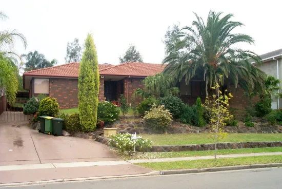 45 BEGOVICH CRES, Abbotsbury, NSW 2176