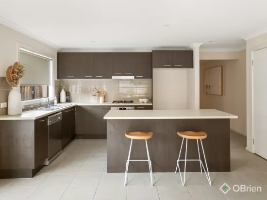 45 Bimberry Circuit, Clyde, Vic 3978