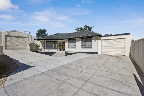 45 Campbell Drive, Para Hills, SA 5096