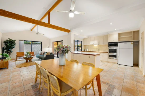 45 Challenger Avenue, Manning, WA 6152