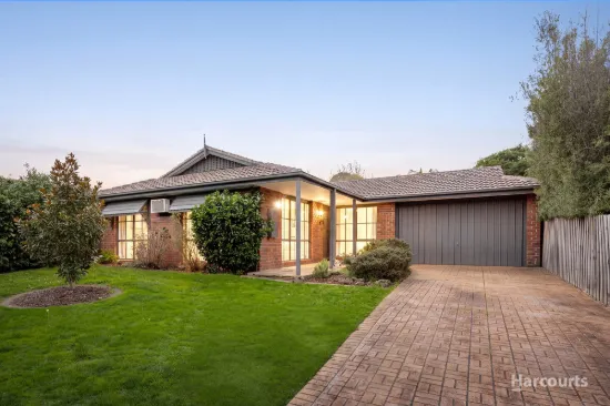 45 Collins Crescent, Berwick, Vic 3806