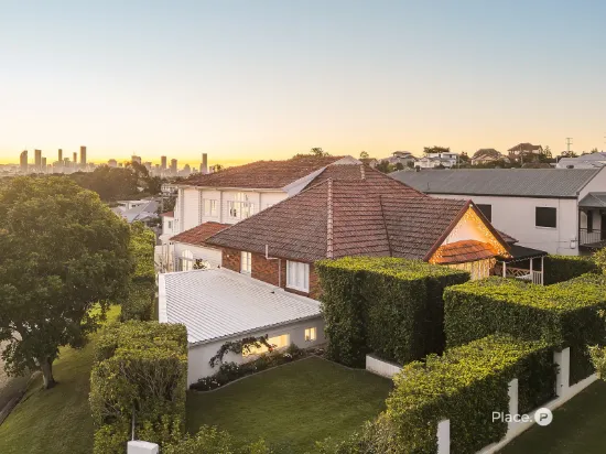 45 Ernest Street, Camp Hill, Qld 4152