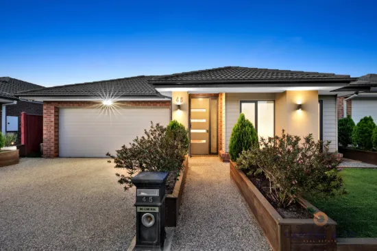 45 Fewster Circuit, Mickleham, Vic 3064