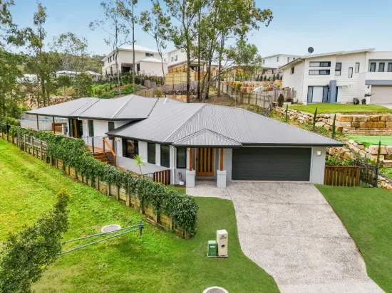 45 Gordon Drive, Upper Coomera, Qld 4209