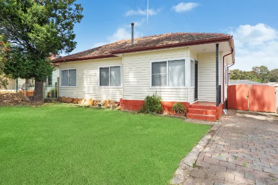 45 Hoddle Avenue, Bradbury, NSW 2560
