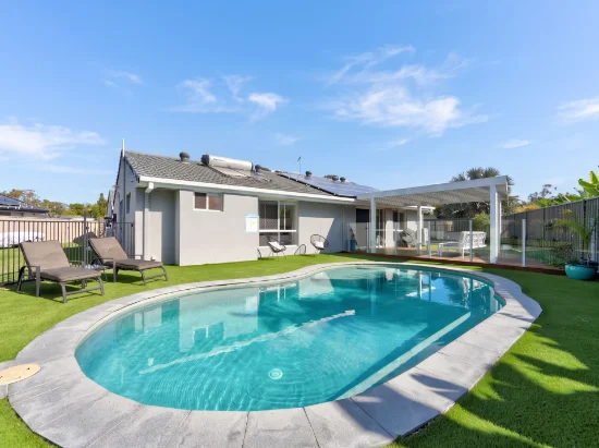 45 Kawana Crescent, Ashmore QLD 4214-Image