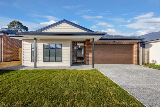 45 Largo Circuit, Junction Village, Vic 3977