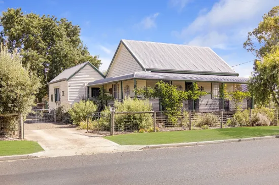 45 McPherson Street, Casterton, Vic 3311
