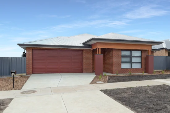 45 Mullingar Drive, Alfredton, Vic 3350