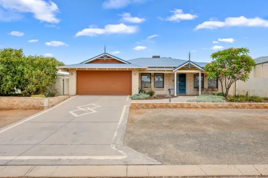 45 Paddington Drive, Hannans, WA 6430
