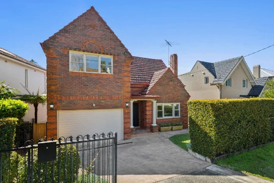 45 Sunnyside Crescent, Castlecrag, NSW 2068
