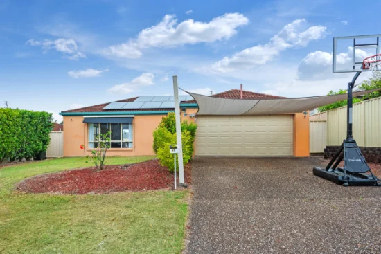 45 Tiger Drive, Arundel, Qld 4214 - For Rent
