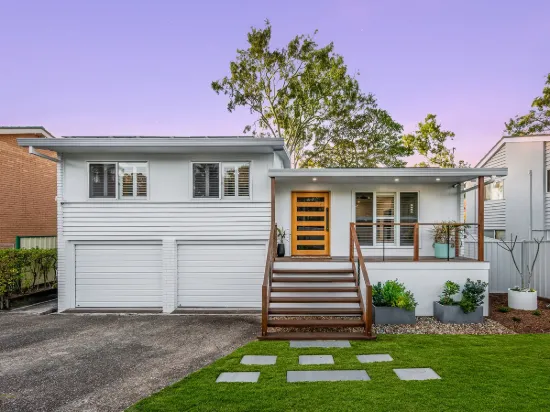 45 Woggle Street, Jamboree Heights, Qld 4074