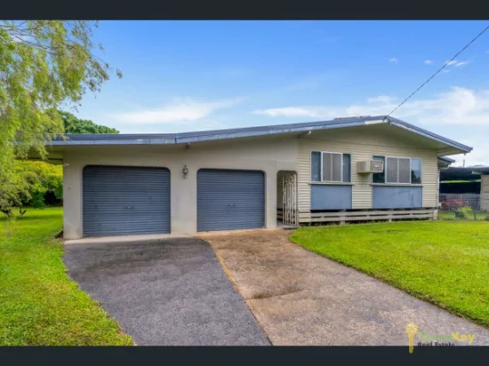 451-453 McCoombe Street, Mooroobool, Qld 4870