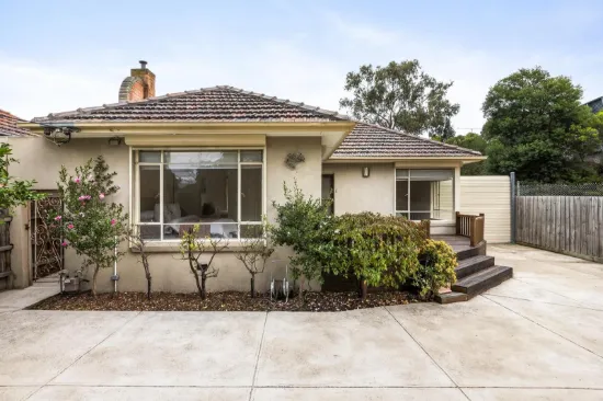 453 Pascoe Vale Road, Strathmore, Vic 3041