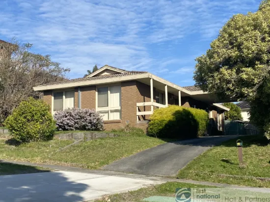 46 Joseph Banks Crescent, Endeavour Hills, Vic 3802