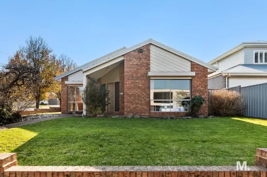 46 Lloyd Street, Strathmore, Vic 3041