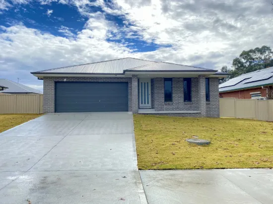 46 Logan Street, Eglinton, NSW 2795