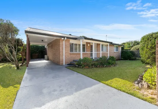 46 St James Avenue, Berkeley Vale, NSW 2261 - Sold