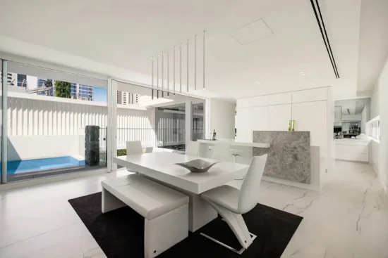 46 Woodroffe Avenue, Main Beach, Qld 4217-Image