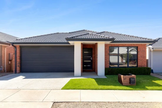 47 Abode Street, Armstrong Creek, Vic 3217 - For Rent