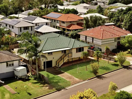 47 Banoon Drive, Wynnum, Qld 4178
