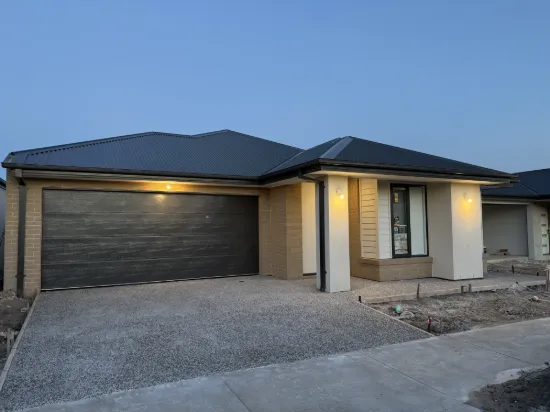 47 Cornsilk Drive, Clyde, Vic 3978