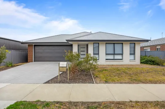 47 Longford Rd, Alfredton, Vic 3350