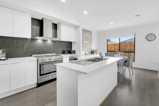 47 Loudon Circuit, Craigieburn, Vic 3064-Image