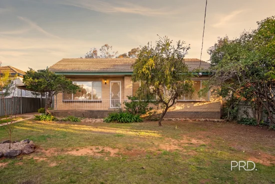 47 Northcott Parade, Mount Austin, NSW 2650