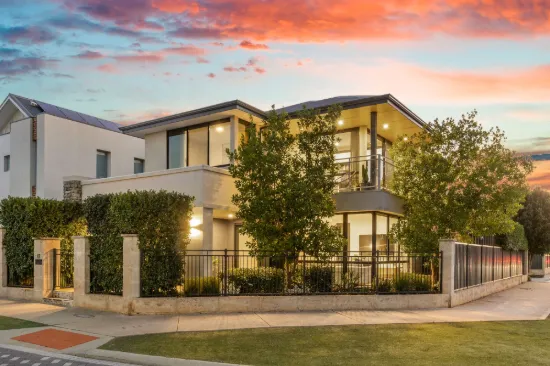 47 Sumich Gardens, Coogee, WA 6166