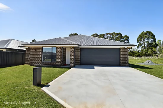 47 Sweetheart Dr, Orange, NSW 2800 - For Rent