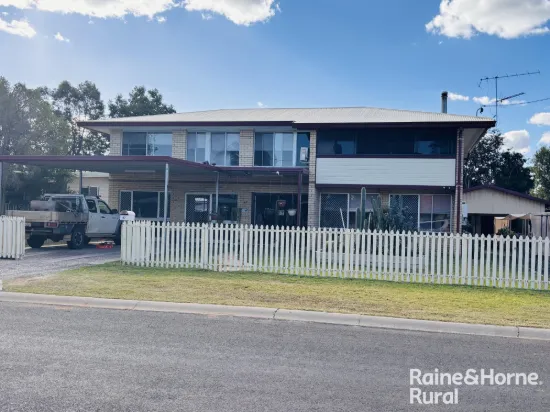 47 Taylor Street, Roma, Qld 4455