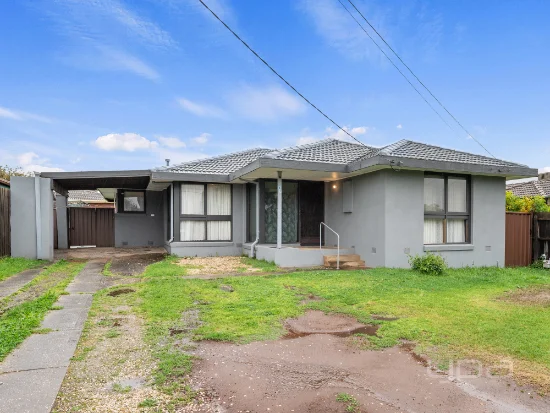 47 Vista Drive, Melton, Vic 3337