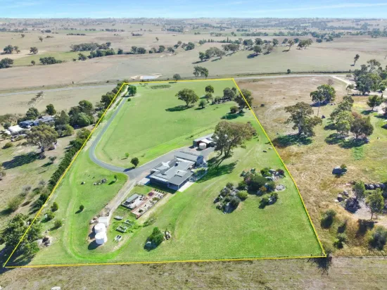 470 Chillingworks Rd, Young, NSW 2594