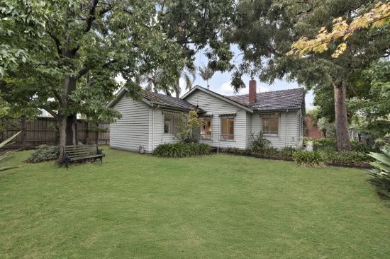 472 Bluff Road, Hampton, Vic 3188