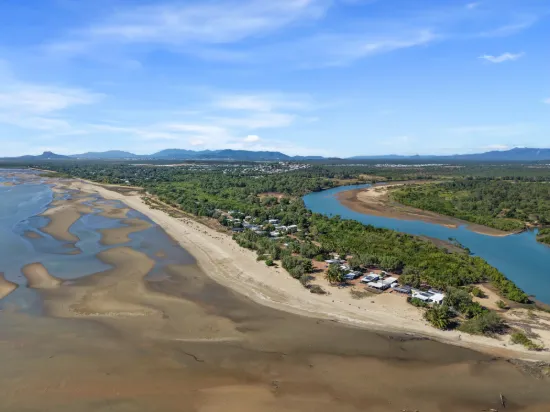 48 Batley Parade, Beach Holm, Qld 4818
