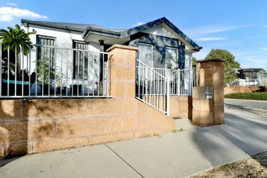 48 Bauer Circle, Banksia Grove, WA 6031