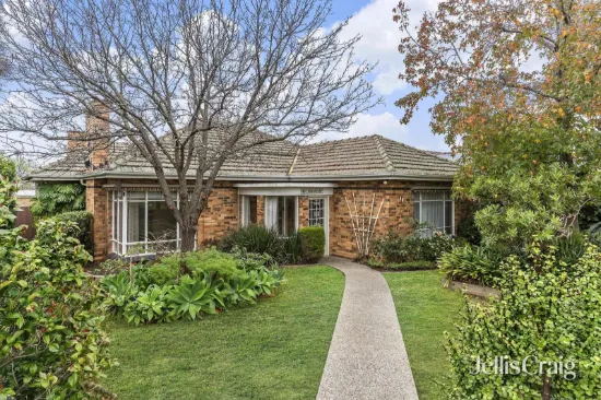 48 Carnarvon Road, Strathmore, Vic 3041