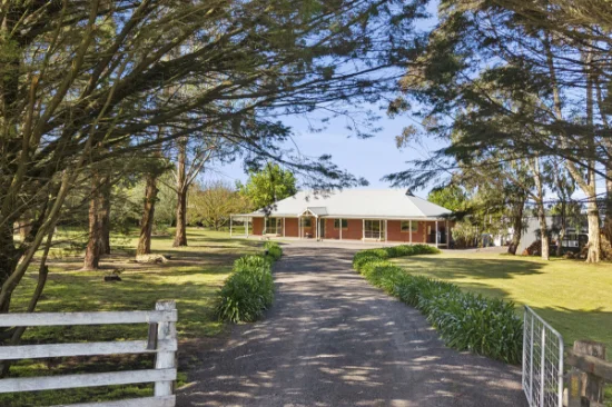 48 Heard Crescent, Gisborne South, Vic 3437