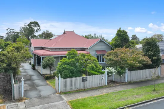 48 Kitchener Street, Trafalgar, Vic 3824