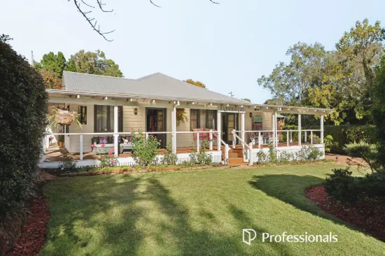 48 Lyndhurst Road, Kalamunda, WA 6076