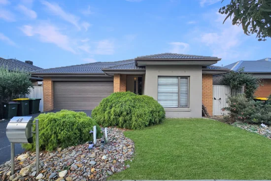 48 Portrush Loop, Armstrong Creek, Vic 3217