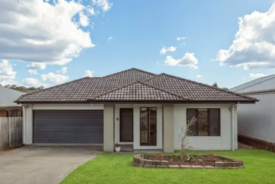 48 Ravensbourne Circuit, Waterford, Qld 4133