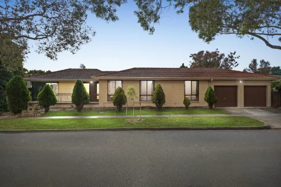 48 Xavier Drive, Wheelers Hill, Vic 3150