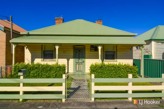 49 Academy Street, Lithgow, NSW 2790