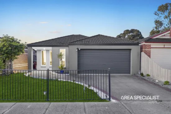 49 Calais Circuit, Cranbourne West, Vic 3977