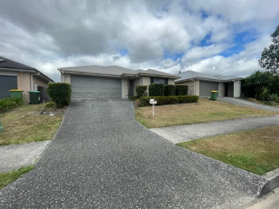49 Chrome Drive, Pimpama, Qld 4209 - For Rent
