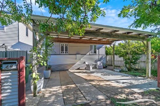 49 Donald Street, Woody Point, Qld 4019 - Sold